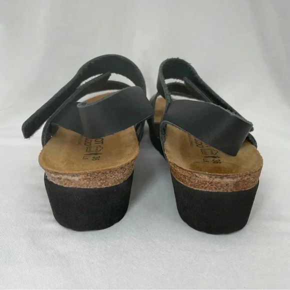 NAOT Women’s Kayla Sandal 36/5.5 Black Leather Hook Loop Closure Strappy - Picture 8 of 10